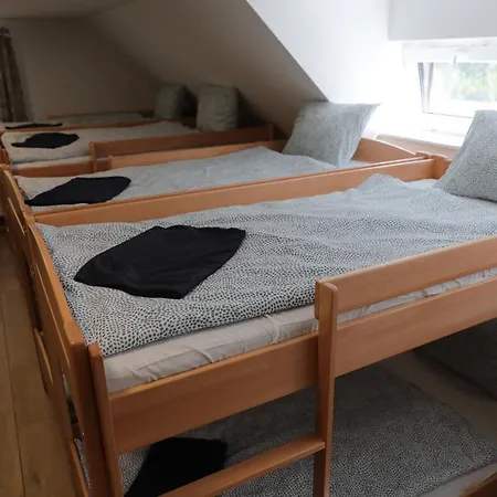 Hostel Rejteki Kutatohaz *